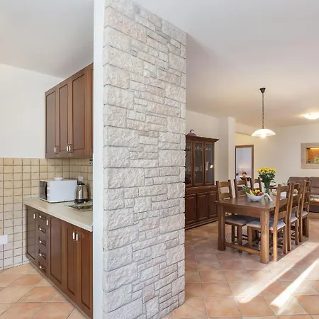 Holiday Elida By Interhome